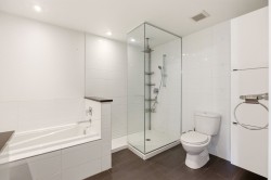 Master Bathroom - 