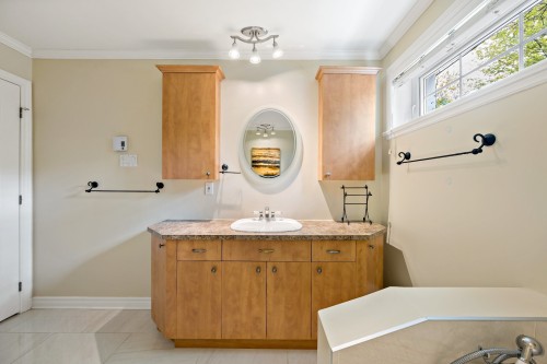 Salle de bains - 1320 Rue De La Baie, Chertsey, QC - Indoor Photo Showing Bathroom