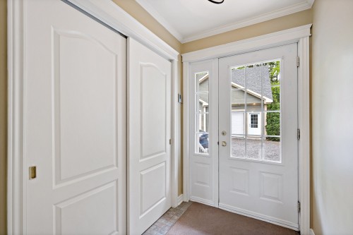 Hall d'entrée/Vestibule - 1320 Rue De La Baie, Chertsey, QC - Indoor Photo Showing Other Room