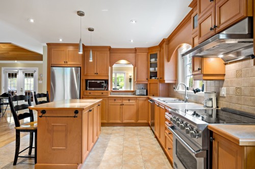 Cuisine - 1320 Rue De La Baie, Chertsey, QC - Indoor Photo Showing Kitchen With Double Sink With Upgraded Kitchen