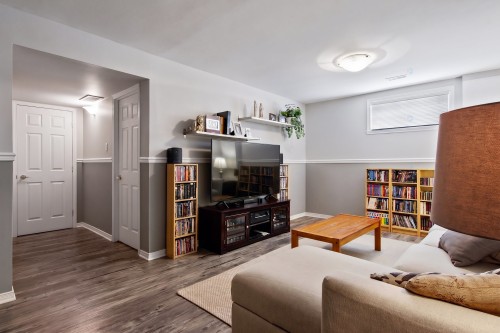Salle familiale - 14 Rue St-Onge, Châteauguay, QC - Indoor