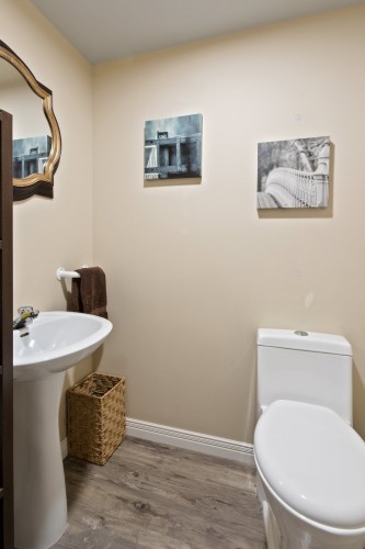 Salle d'eau - 14 Rue St-Onge, Châteauguay, QC - Indoor Photo Showing Bathroom