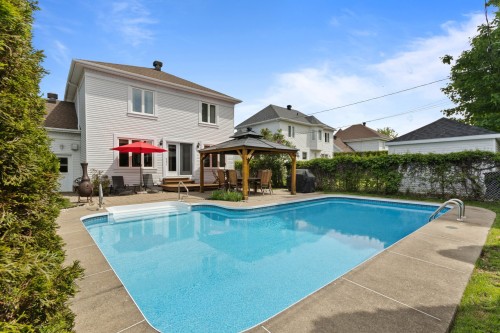 Piscine - 14 Rue St-Onge, Châteauguay, QC - Outdoor With In Ground Pool With Backyard