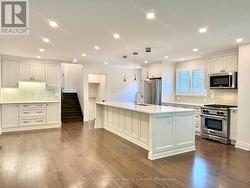 51 CARLYLE PLACE  Kitchener, ON N2P 1R6