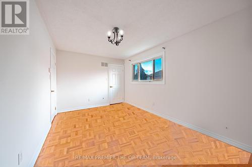 79 Governor Crescent, Vaughan, ON - Indoor Photo Showing Other Room