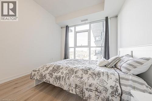 550 North Service Road Unit# 609, Grimsby, ON - Indoor Photo Showing Bedroom