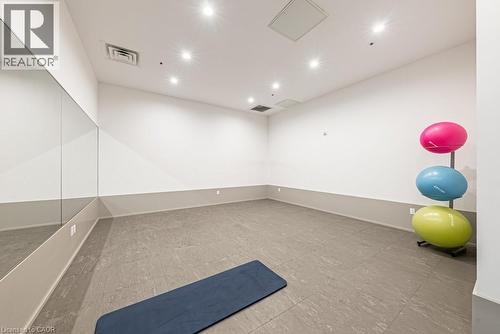 550 North Service Road Unit# 609, Grimsby, ON - Indoor Photo Showing Other Room
