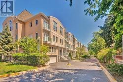 32 - 70 BYNG AVENUE Toronto, ON M2N 7L9