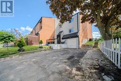 5 CHEATHAM PLACE Toronto, ON M1B 1C1