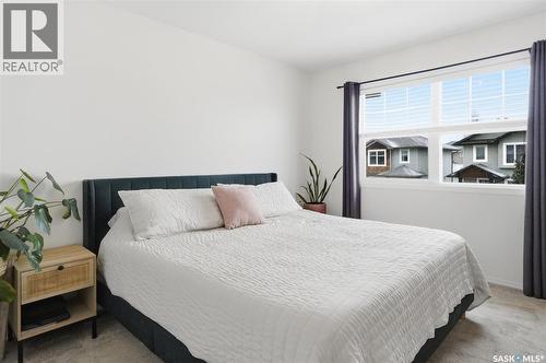 344 Levalley Cove, Saskatoon, SK - Indoor Photo Showing Bedroom