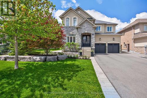 10 THOMAS NOBLE COURT  King, ON L7B 0A3