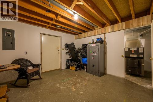 9063 Doyle Road, Kamloops, BC - Indoor Photo Showing Basement