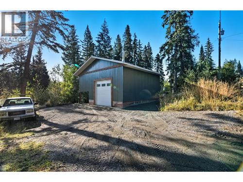 9063 Doyle Road, Kamloops, BC - Outdoor