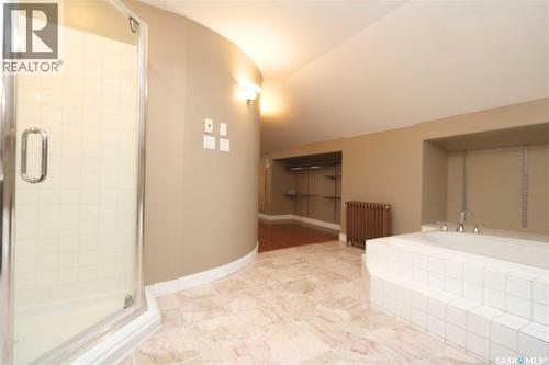 34 Laurier Avenue, Yorkton, SK - Indoor Photo Showing Bathroom
