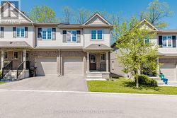 55 - 50 PINNACLE DRIVE  Kitchener, ON N2P 0H8