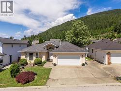 1924 HURL Street Creston, BC V0B 1G4
