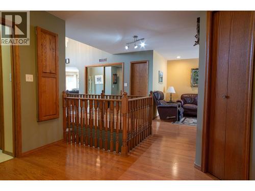 1924 Hurl Street, Creston, BC - Indoor Photo Showing Other Room