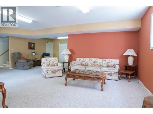 1924 Hurl Street, Creston, BC - Indoor