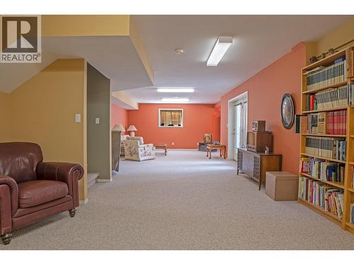 1924 Hurl Street, Creston, BC - Indoor