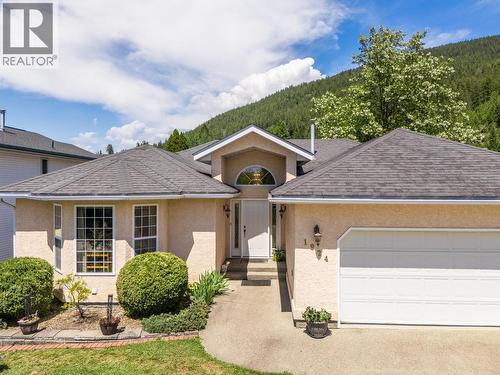 1924 Hurl Street, Creston, BC - Outdoor With Facade