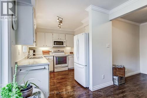 1 - 567 Guelph Line, Burlington, ON - Indoor Photo Showing Kitchen