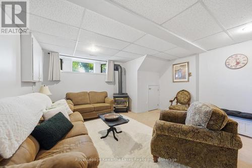 32 Andrew Drive, Kawartha Lakes (Lindsay), ON - Indoor