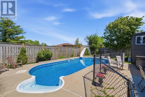 32 Andrew Drive, Kawartha Lakes (Lindsay), ON - Outdoor With In Ground Pool With Backyard