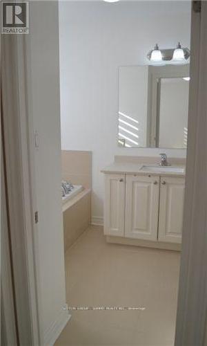 36 Denali Crescent, Brampton, ON - Indoor
