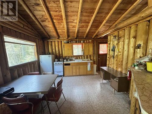 9468 West Larkin Lake, Hornepayne, ON - Indoor Photo Showing Other Room