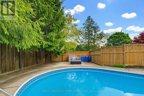 1390 Peerless Court, Oakville, ON 