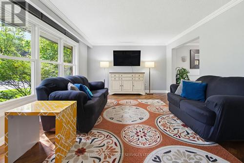 1390 Peerless Court, Oakville, ON 