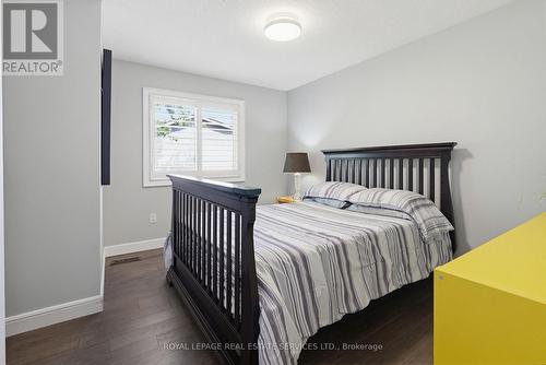 1390 Peerless Court, Oakville, ON 