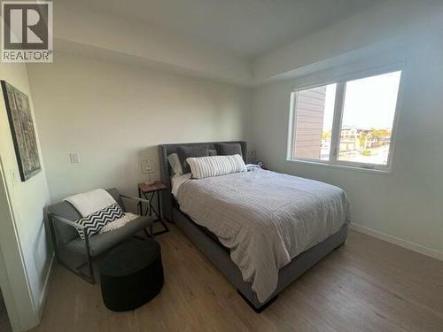 417 Cedar Avenue Unit# 402 Lot# Sl10, Kelowna, BC - Indoor Photo Showing Bedroom