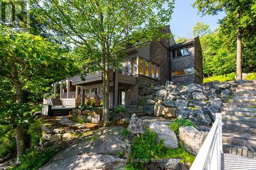 10 Wyldewood Road, Muskoka Lakes (Monck (Muskoka Lakes)), ON - Outdoor