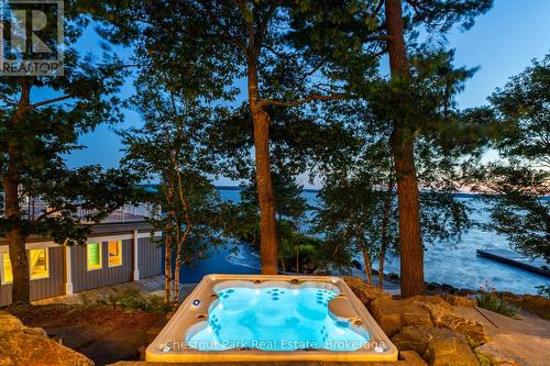 10 Wyldewood Road, Muskoka Lakes (Monck (Muskoka Lakes)), ON - Outdoor