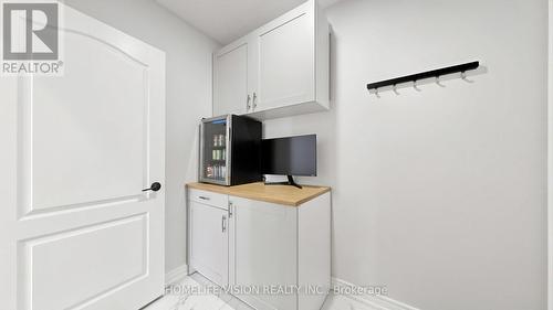 19 - 190 Harding Boulevard W, Richmond Hill, ON - Indoor Photo Showing Other Room