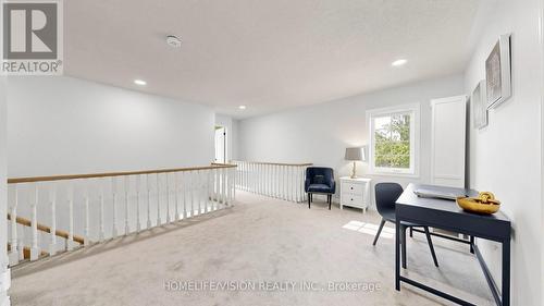 19 - 190 Harding Boulevard W, Richmond Hill, ON - Indoor Photo Showing Other Room