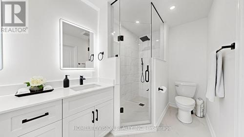 19 - 190 Harding Boulevard W, Richmond Hill, ON - Indoor Photo Showing Bathroom