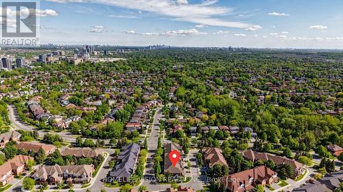 19 - 190 Harding Boulevard W, Richmond Hill, ON - Outdoor With View