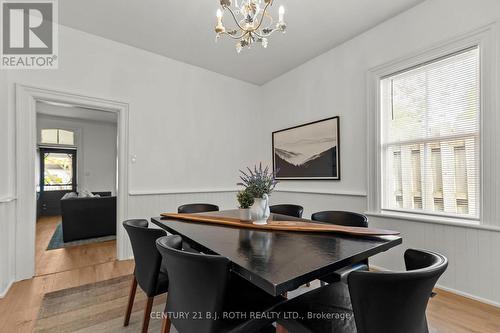 13 Nelson Square E, Barrie, ON - Indoor Photo Showing Dining Room