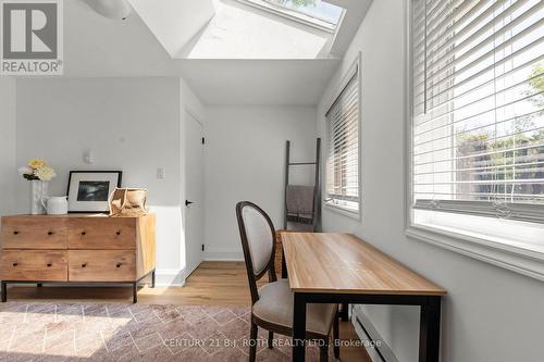 13 Nelson Square E, Barrie, ON - Indoor