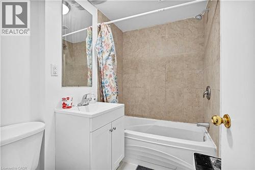 41 Alma Street N, Guelph, ON - Indoor Photo Showing Bathroom