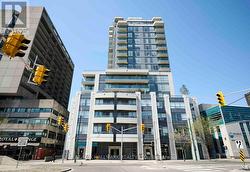 810 - 736 SPADINA AVENUE Toronto, ON M5J 2J6