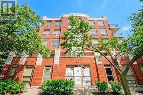 C1 & C3 - 800 Sheppard Avenue W, Toronto, ON 