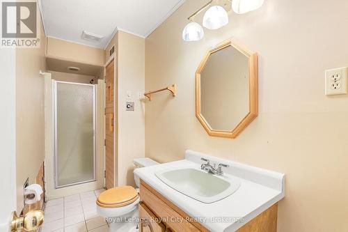 5660 Fifth Line, Guelph/Eramosa, ON - Indoor Photo Showing Bathroom
