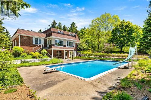 5660 Fifth Line, Guelph/Eramosa, ON - Outdoor With In Ground Pool