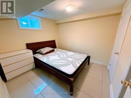 489 Fergo Avenue, Mississauga, ON - Indoor Photo Showing Bedroom