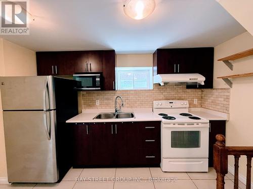 489 Fergo Avenue, Mississauga, ON - Indoor Photo Showing Kitchen With Double Sink