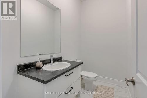 71 Raspberry Rdg Avenue, Caledon, ON - Indoor Photo Showing Bathroom
