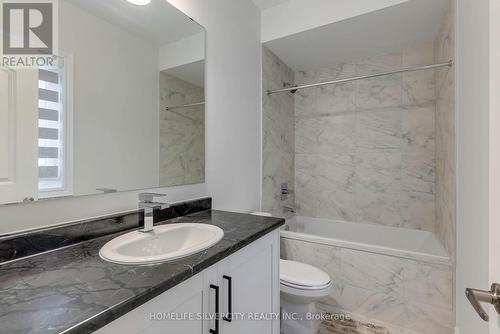 71 Raspberry Rdg Avenue, Caledon, ON - Indoor Photo Showing Bathroom